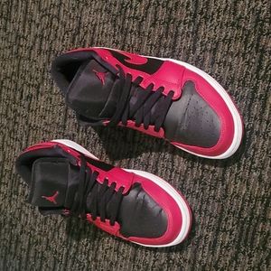 Air Jordan 1 low reverse bred